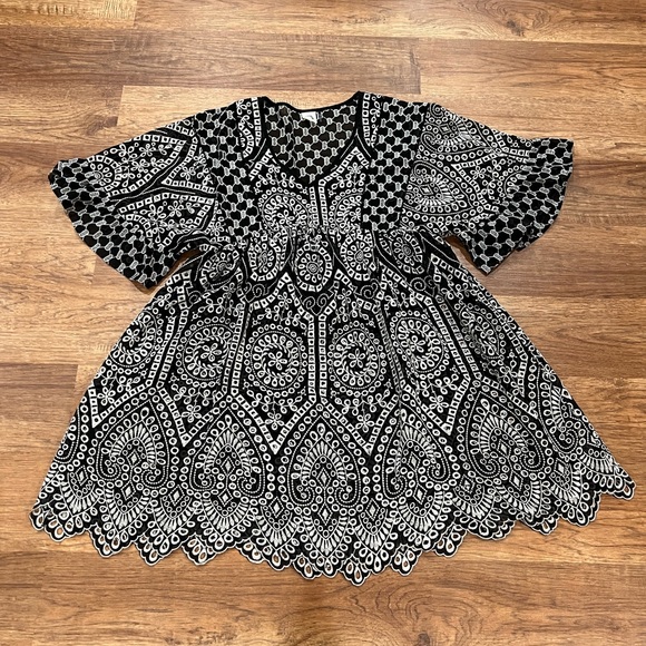 Anthropologie Akemi + Kim Brooke embroidered eyelet loose fit dress size 2 - Picture 9 of 12
